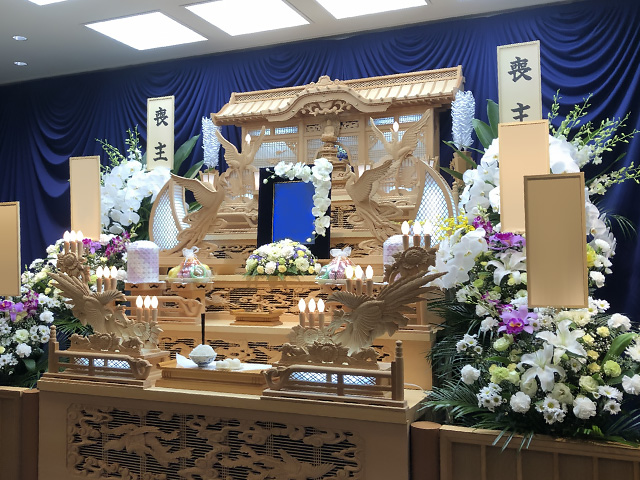 葬儀祭壇